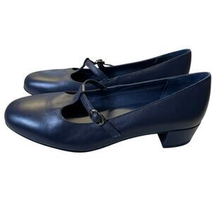 David Tate Navy Mary Jane Low Heel Comfort Pumps Size 7.5 Wide